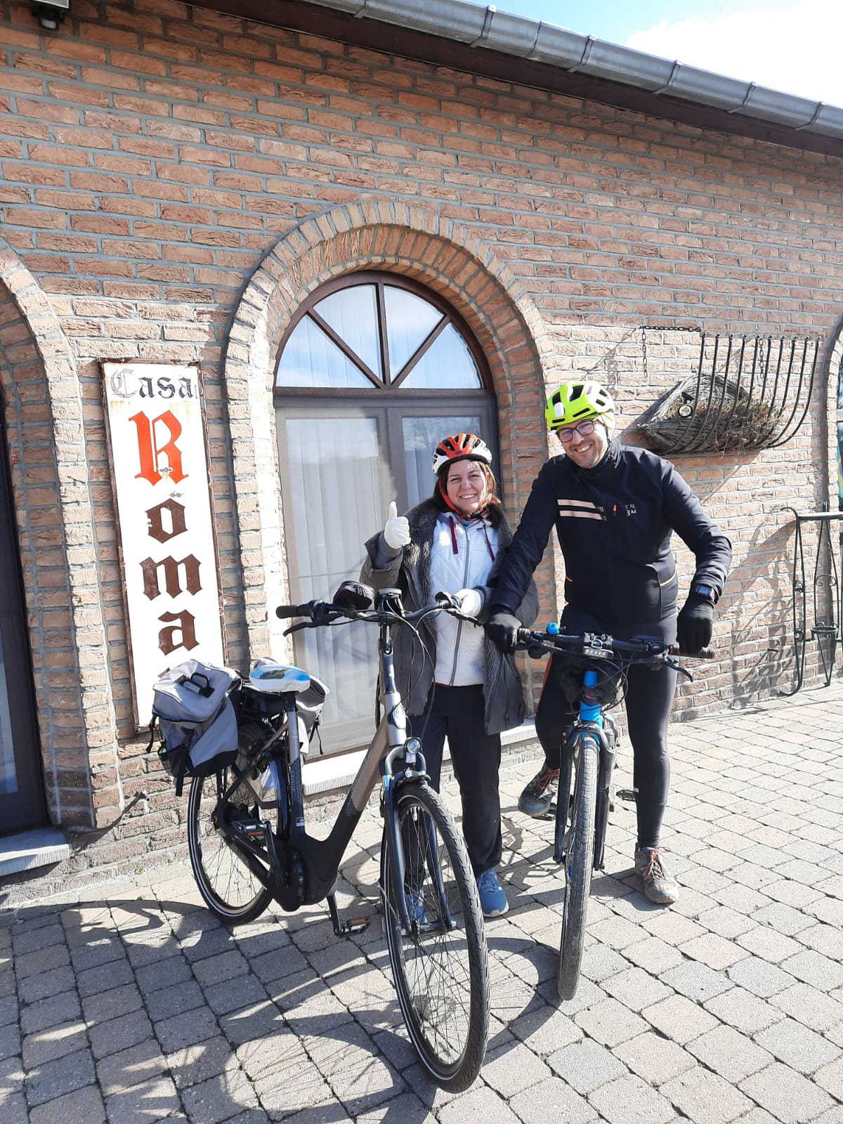Fietsbar Casa Roman Belgie - Tuin & Zwembad